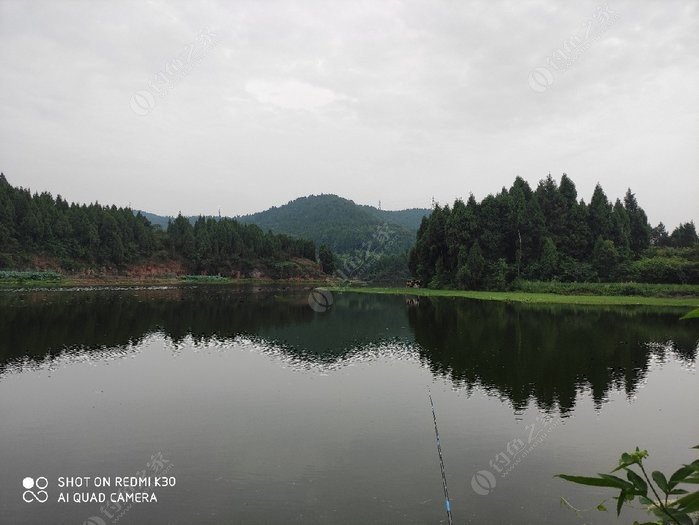 死守建兴水库,总算没有空军