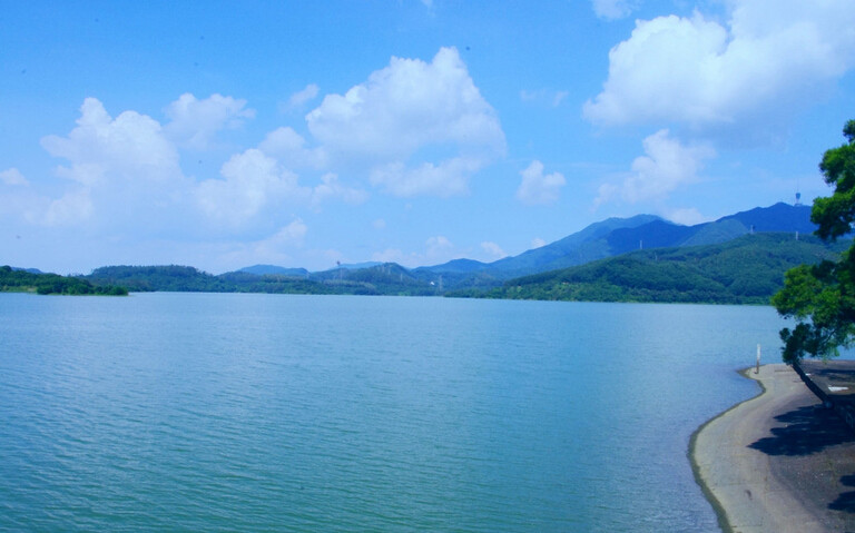 漢源湖