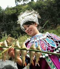 侗族民间传统钓法之荆竹钓及特色鱼菜