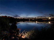 夏季夜钓鲤鱼的经验和必备技巧
