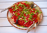 红红火火剁椒鲢鳙鱼头的做法