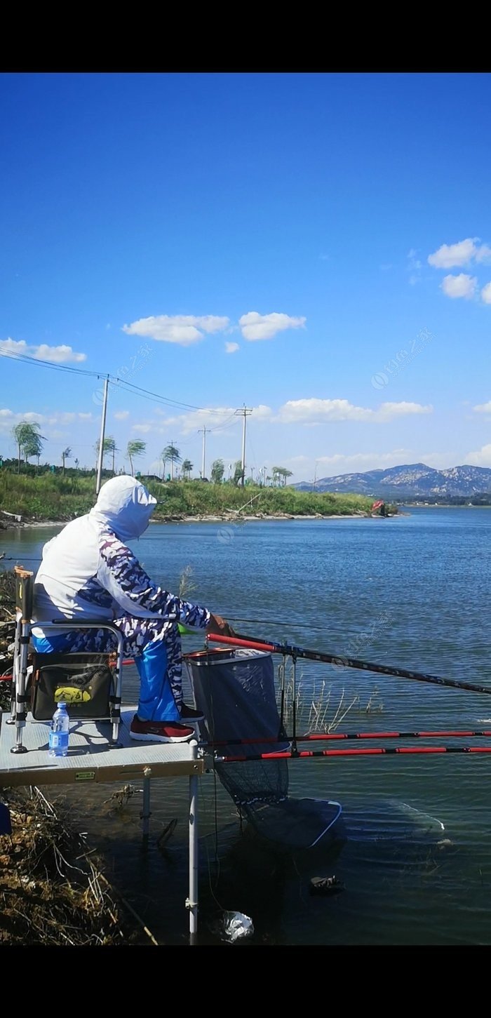 儋州云月湖钓鱼图片
