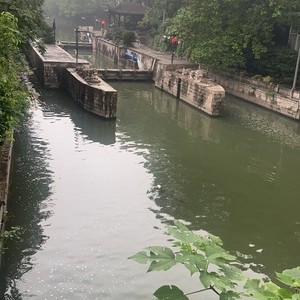 中河