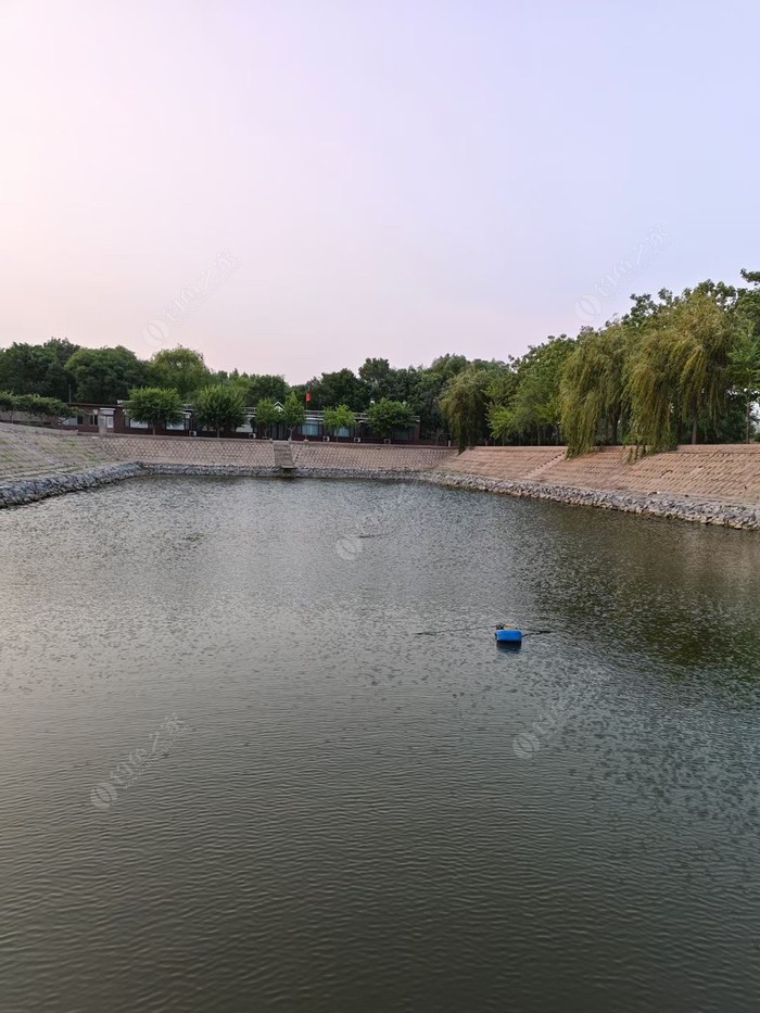 水圣酒香垂钓园