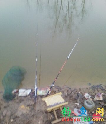 冬季串鉤釣鯽魚